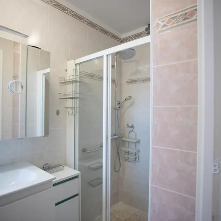 Roof Terrace Of 123m2 Sea View Double Garage Air Conditioning Cannes