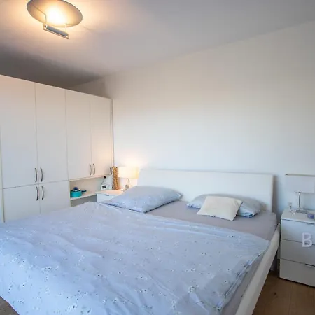 Apartment Roof Terrace Of 123m2 Sea View Double Garage Air Conditioning